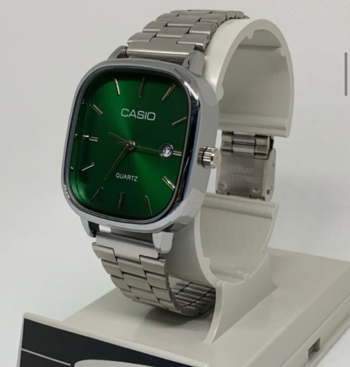 SHOPHUKSTORE® Casio quartz watch